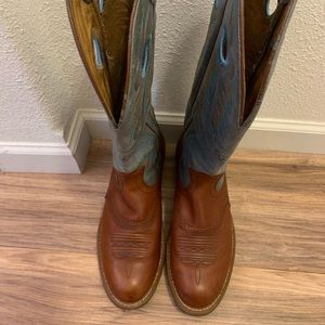 Ariat Roughstock Boots